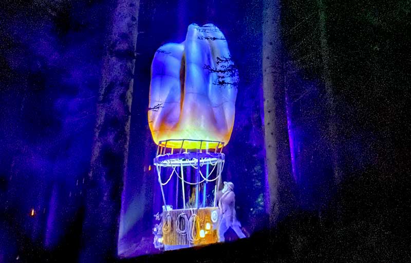 Virtual hot air balloon takes off in Les Gets sounds and light show Alta Lumina